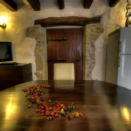 Istrien Traditionelles Steinhaus 3 By Interhome بيت للعطل *